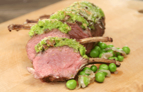 Lamscarré  met tuinboontjes en muntsaus